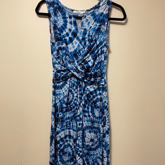 Ricki's blue summer beach dress - Picture 1 of 3
